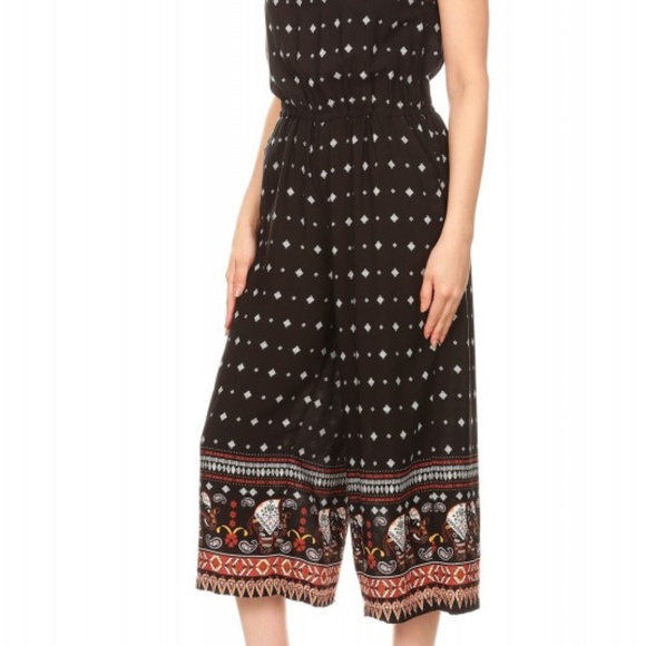 Navy w/ Pink Petals 🌸 Jumper - Picture 6 of 7